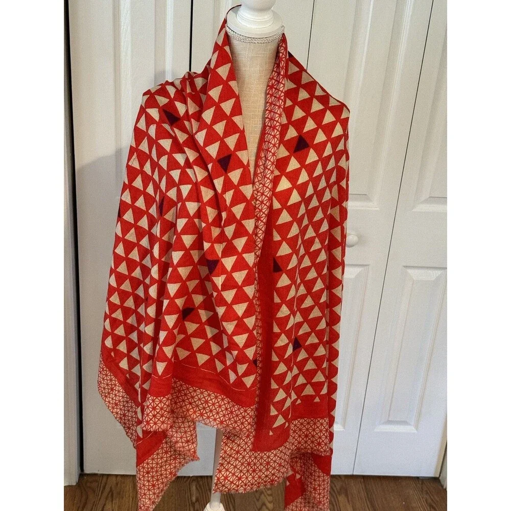 Shiraleah Chicago Tomato red & Cream Triangle  Pattern Rectangular Scarf  34